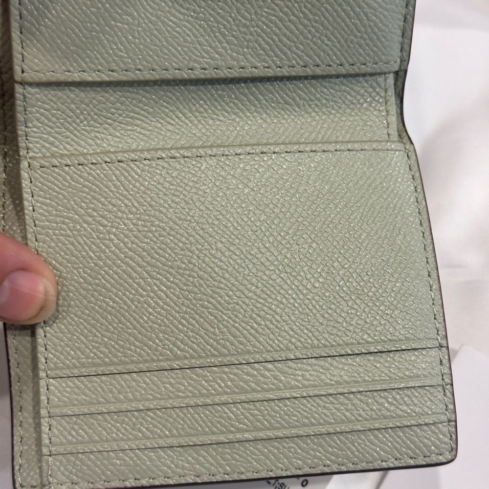 NWT Coach Pale Ivy Green Leather 3 Fold Crossgrain Leather Wallet F87588 - Picture 8 of 16